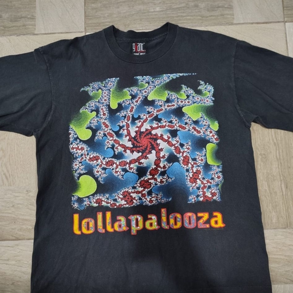 Lollapalooza Black Graphic Tee